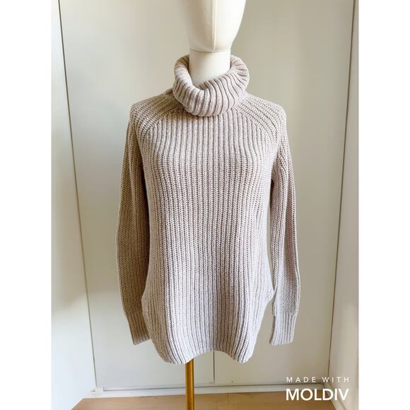 UO Silence & Noise Chunky knit Turtleneck Sweater Taupe Size XS neutral knits - Picture 2 of 9